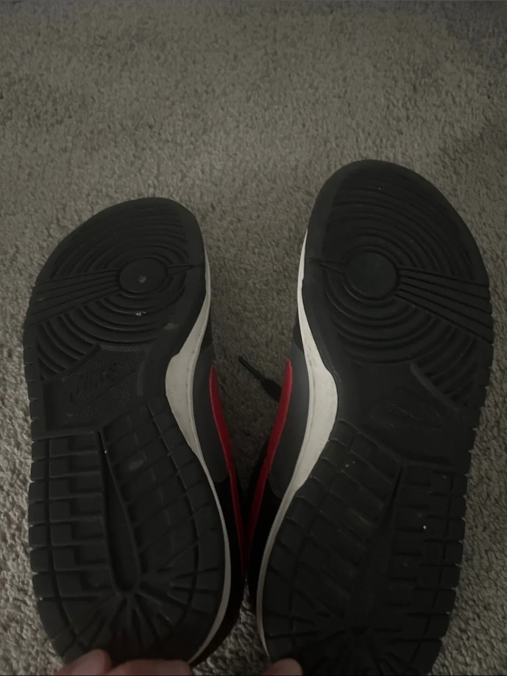 Nike Men’s Low-Top Sneakers - Black with Red Swoosh and Blue Heel
